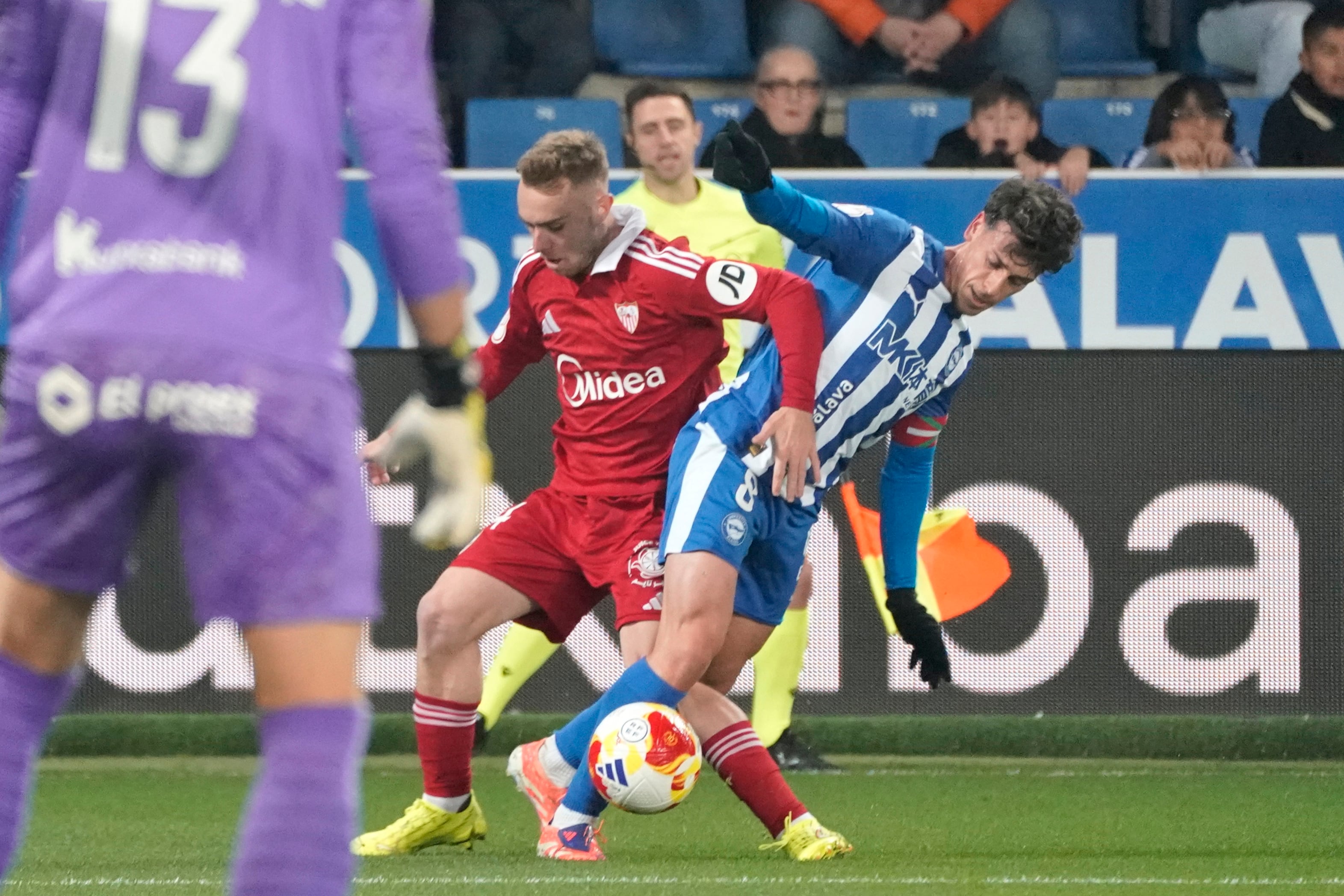 Boyé se fabrica el pase a octavos