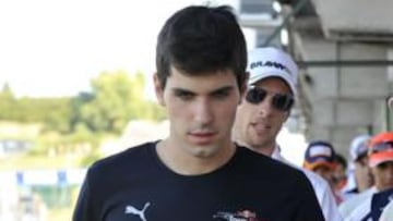 <strong>ESTRENO.</strong> Alguersuari se convertirá el domingo en el piloto más joven en la historia de la Fórmula Uno que participa en un gran premio con una edad de 19 años.