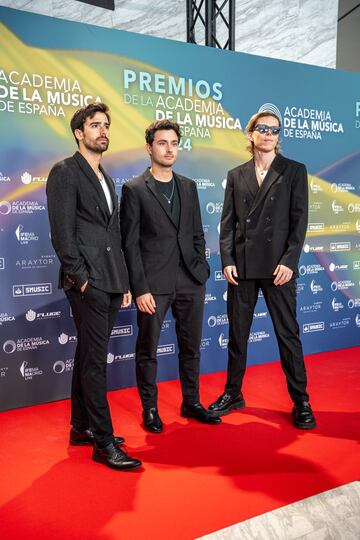 El grupo Melez posa en el photocall de los Premios de la Academia de la Música.