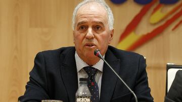 Feijoo: "Franco est¨¢ equivocado"