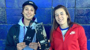 Los riders espa&ntilde;oles Xavi Eguino y Mery Mu&ntilde;oz, ganadores de la Winterclash 2019 en categor&iacute;a AM y Women, posando con sus trofeos.