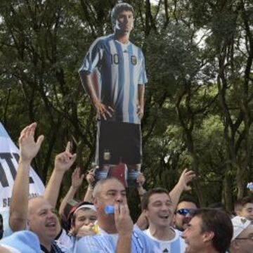 Los argentinos tienen una admiración divina a Messi.
