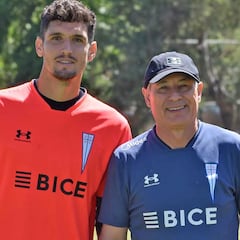 Holan reconstruye a la UC