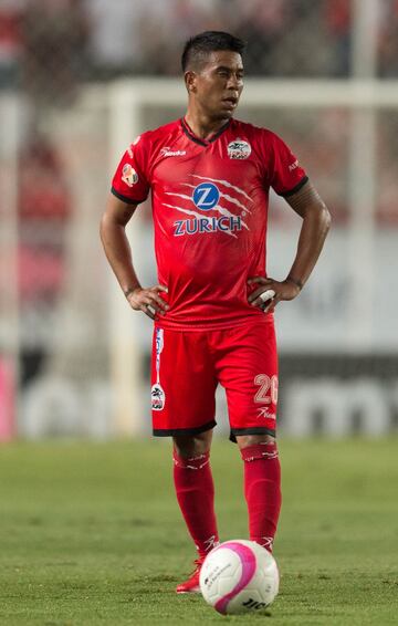 El canterano del Atlas ya ve d lejos sus mejores momentos en el Fútbol Mexicano. Aún podría encontrar equipo en el máximo circuito, pero su edad podría ser un impedimento para perfilarse de titular.