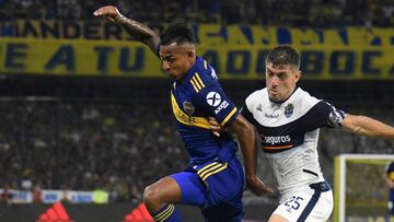 Sebastián Villa durante un partido con Boca Juniors.
