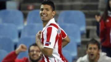 Agüero volvió al rescate