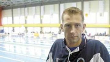 <b>EDU LORENTE. </b>Una lumbalgia aguda ha acabado con las aspiraciones del nadador valenciano.