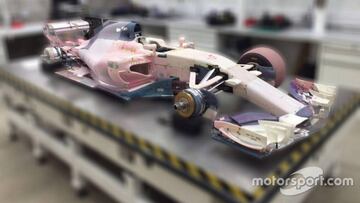 Maqueta escalada del coche 2017 que estaba fabricando Manor.