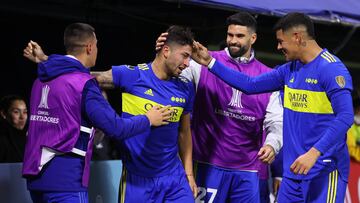 AME2523. BUENOS AIRES (ARGENTINA), 26/05/2022.- Alan Varela de Boca celebra su gol ante el Cali hoy, en un partido de la Copa Libertadores entre Boca Juniors y Deportivo Cali, en el estadio La Bombonera en Buenos Aires (Argentina). EFE/Juan I. Roncoroni
