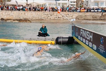 Garach, la mar de liberado: “Queda Carlos para rato”