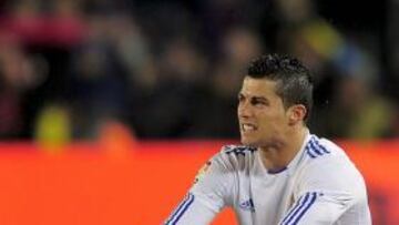 <b>MALA NOCHE. </b>Cristiano volvió a resentirse del tobillo derecho.