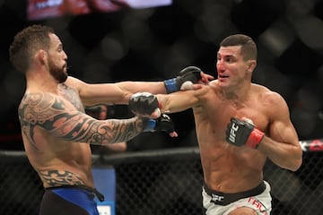 Los golpes más brutales en los combates de la UFC