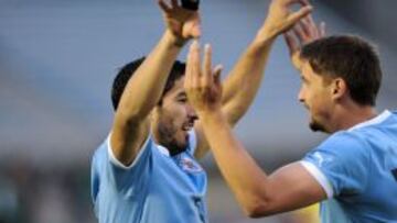 Luis Su&aacute;rez celebra el &uacute;nico gol del partido entre Uruguay y Francia