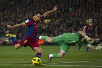 El 29 de noviembre de 2010 marcó un gol contra el Real Madrid durante El Clásico, abriendo el marcador de un partido que terminó con victoria azulgrana por 5-0. Según el propio Xavi fue el mejor partido que ha jugado.