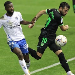 Shaq Moore firma su mejor año como profesional