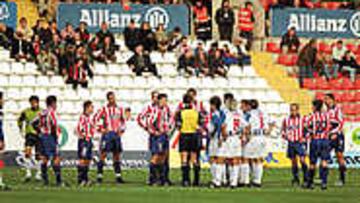 EL RECIBIMIENTO DE EL MOLINÓN. El equipo rojiblanco está tenso ante el posible recibimiento que le pueda dar la afición rojiblanca.
