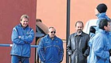 <b>QUEJAS DE LA PLANTILLA. </b>Los jugadores del Getafe se quejan del mal estado del campo de entrenamiento.