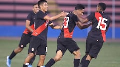 Sandoval le regala el triunfo a Perú ante El Salvador