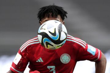 Con goles de Óscar Cortes y Gustavo Puerta, el equipo nacional logró darle la vuelta al marcador para iniciar la Copa del mundo con un triunfo.