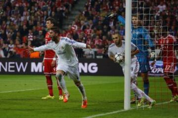 Sergio Ramos celebra el 0-2.