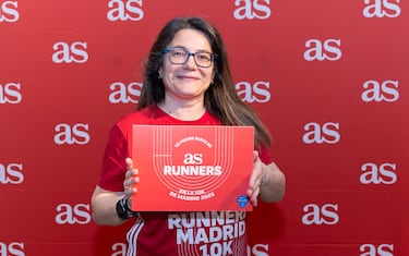 Los runners de AS con sus camisetas para la Zúrich Rock 'n' Roll Running Series Madrid. Jersey amarillo maratón,  gris media maratón y rojo 10 km.