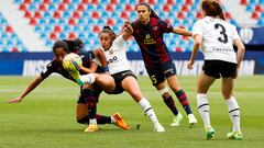 Mayra y Fiamma durante el partido.