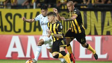 Atlético Tucumán cae ante Peñarol y se mete en un lío