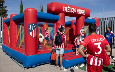 El D¨ªa de las Pe?as se cerr¨® con fiesta y alegr¨ªa rojiblanca
