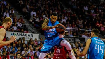 Edwin Jackson, jugador del Movistar Estudiantes, durante el partido contra el Casademont Zaragoza de la temporada 2019-20.