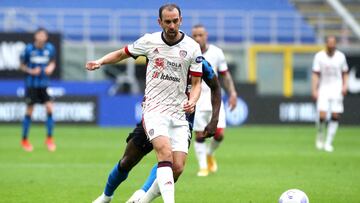 Diego Godin con el Cagliari.