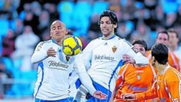 <b>SIN COLUNGA. </b>Ante el Xerez, en La Romareda, Suazo y Lafita formaron en ataque con Eliseu.