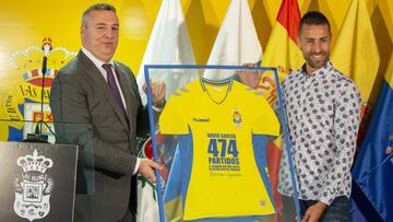 Honores para David García: ya tiene la insignia de oro y brillantes