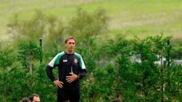 <b>OPTIMISTA. </b>Portugal confía en su equipo para batir al Barça.