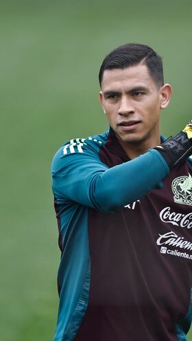 MEX1419. CIUDAD DE MÉXICO (MÉXICO), 08/10/2024.- Luis Ángel Malagón de la selección mexicana de fútbol, participa en un entrenamiento previo al amistoso contra Valencia en el Centro de Alto Rendimiento este martes, en Ciudad de México (México). EFE/Sáshenka Gutiérrez