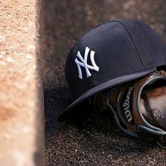 Reporte: Yankees despiden a prospecto por robo de equipamiento de la organización