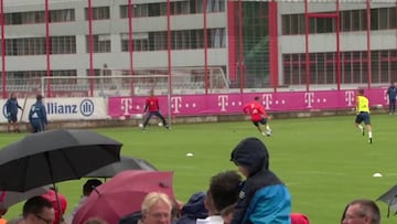 Coutinho impresses with hat-trick in first Bayern training session