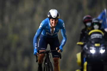 El ciclista mallorquín logró con su segundo puesto en La Vuelta 2018 confirmar que era una de las esperanzas del ciclismo español de volver a dominar una grande. Desde entonces, ha abandonado el Deceuninck, se ha convertido en la referencia del gran equipo español, el Movistar, y ha logrado ser quinto del último Tour de Francia. Su rendimiento dependerá de cómo logra gestionar una temporada tan cargada.