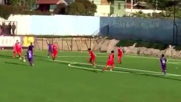 La figura joven que Colo Colo dejó ir se estrenó con un golazo