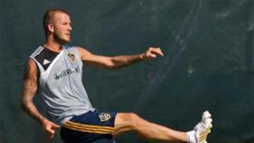 <b>FÚTBOL INTERNACIONAL </b>David Beckham.
