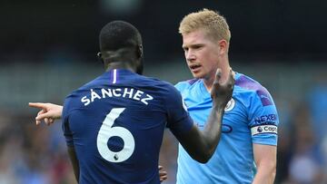 Davinson Sánchez fue titular en el Tottenham frente al Macnhester City
