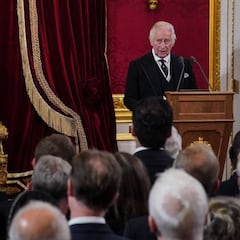 Así vive y gasta su fortuna Carlos III, nuevo rey de Inglaterra