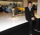Alonso presentó la exposición que repasa su vida de piloto