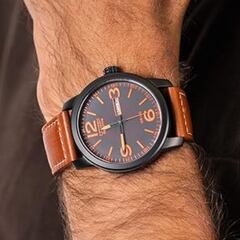 Amazon tira por la ventana el precio de un reloj para toda la vida: tiene carga solar, es ligero y resistente al agua