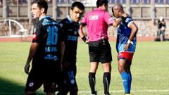 Iquique rechaza insultos, pero acusa provocación de Rentería