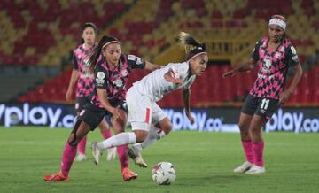 Independiente Santa Fe se impuso sobre América de Cali y se coronó, por segunda vez, campeón de la Liga BetPlay Femenina. Fany Gauto y Nubiluz Rangel anotaron los goles de la victoria. El marcador global terminó 4-1.