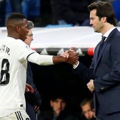 Vinicius, Lucas, Llorente, Reguilón y Valverde dan las gracias a Solari