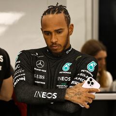 Hamilton no sale del agujero