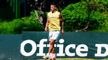 James, el capitán que elogia el joven Valentín Gauthier.
