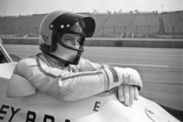 Es considerado actualmente como el mejor piloto mexicano de la historia, en parte por sus triunfos en las pistas internacionales (como las 24 horas de LeMans). Las victorias de este piloto pudieron ser mayores, pero trágicamente falleció el 11 de julio de 1971 en las 200 millas de Núremberg, a los 31 años de edad.