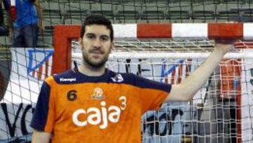Val regresa a España tras un año en Rumanía.